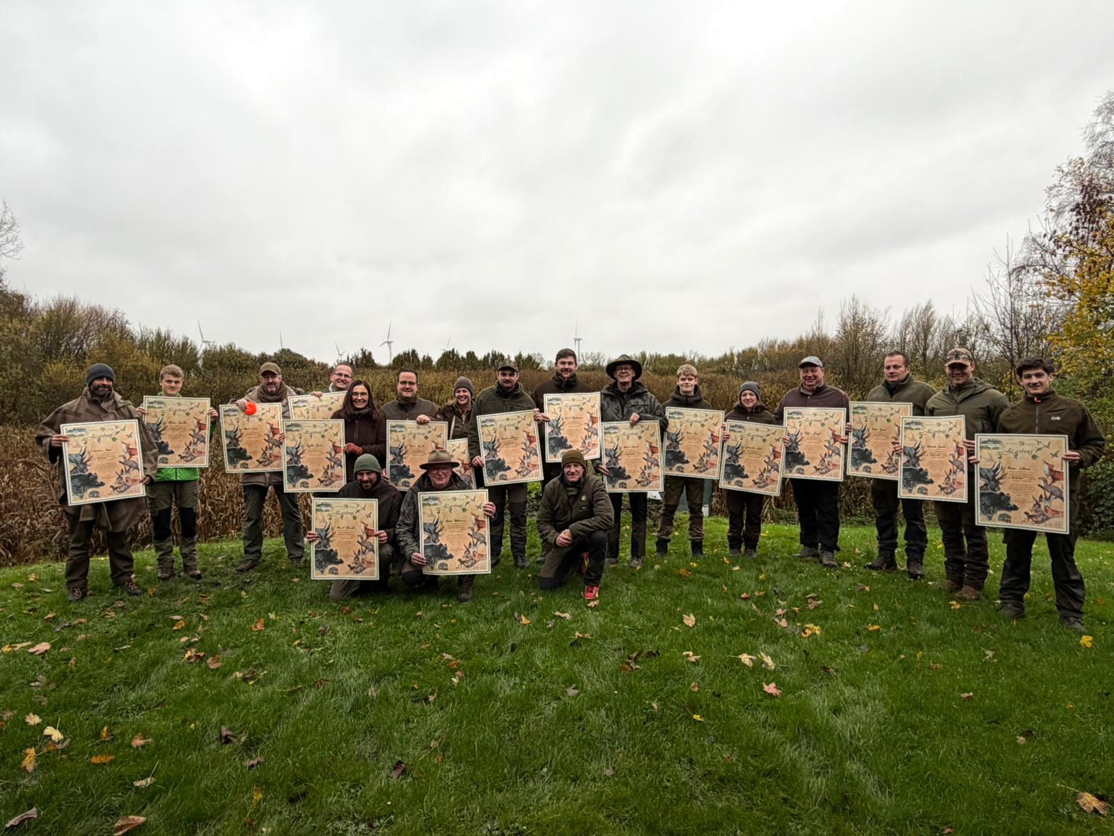 Gratulation zur bestanden Jägerprüfung – Erfolgreiche Jungjäger!