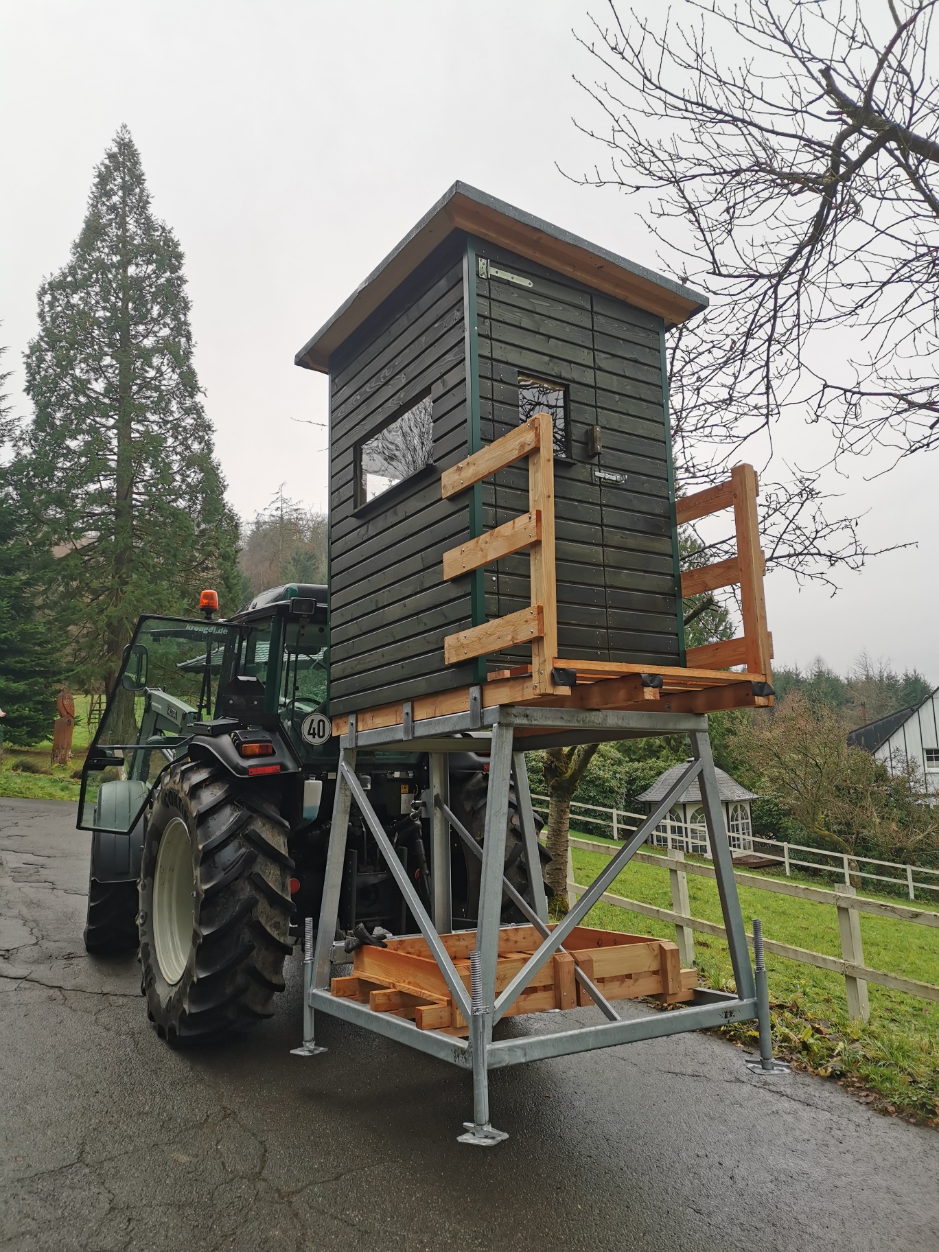 Neue Ansitzeinrichtung – Für eine waidgerechte Jagdausübung!